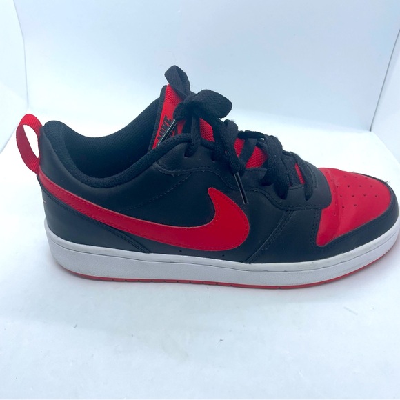 Nike Court Borough 7Y Color Black/University Red-White Size Women's 8.5 / Men 7 - Picture 3 of 8
